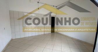 CI 456 - Seu novo endereço comercial está aqui, loja nos Dias com porta eletrônica e água inclusa no aluguel.